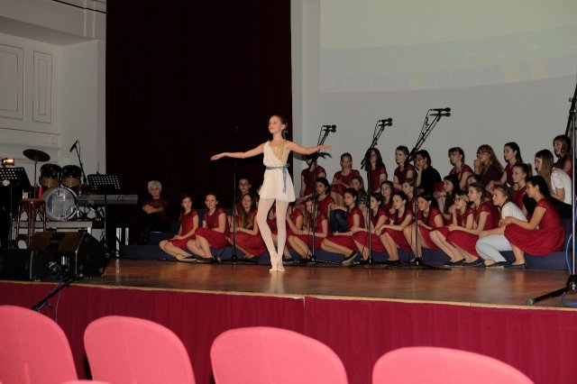 _dsf5611 1280 x 853